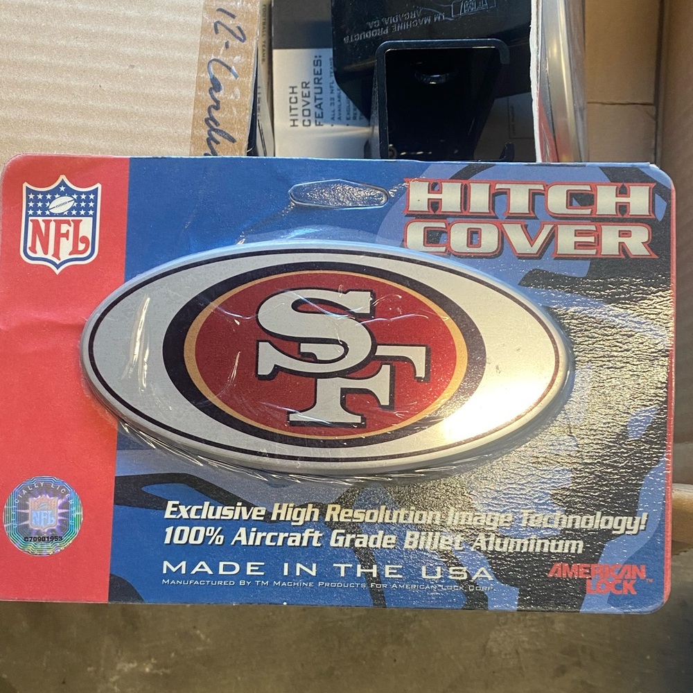 NEW HITCH COVER - Aluminum San Francisco Theme Perfect for Father’s Day 💙💙